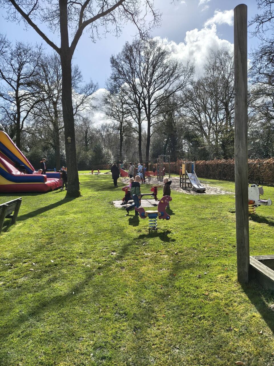 Poster Paaseieren zoeken zaterdag 4 april bij speeltuin Hollandscheveld